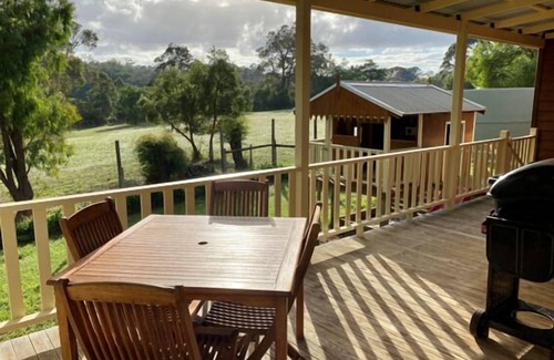 Kalgan Chalet De Esquí | Tech free (no WIFI) farm stay that will leave your soul recharged