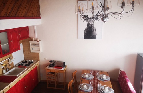 La Chapelle-Geneste Cabaña | Teleworking and relaxation in the heart of nature 3 bedrooms 6 to 8 beds