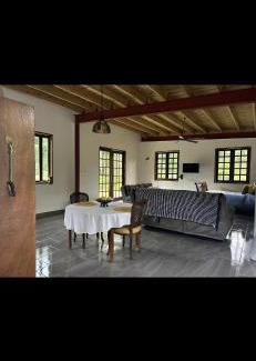 Mameyes Abajo Chalet De Esquí | Templo Esmeralda
