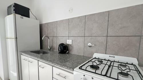General Roca Apartamento | Temporario Sur, hasta 4 personas con 3 camas, General Roca