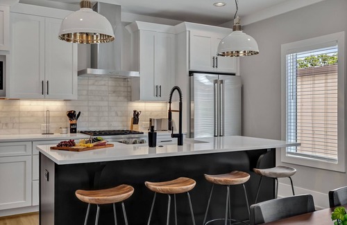 Berry Hill Cabaña | Tenor - Private Rooftop - 8 Mins to Broadway