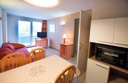 Allevard Hotel | Terres de France - Résidence Les Silènes
