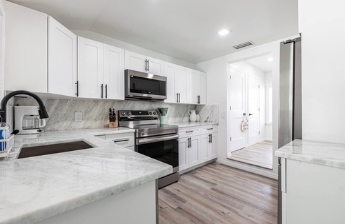 Longbeach Village Casa | Terrific Island Village Hideaway