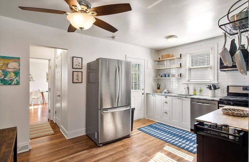 Richmond Casa | Texas, 1701 Texas Avenue