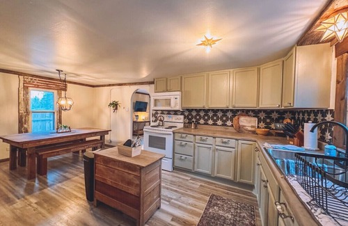 Fair Plain Casa | The 1888 House-Beach Town Luxury