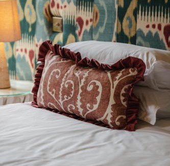 Grange Moor Hotel | The 3 Acres Inn & Restaurant