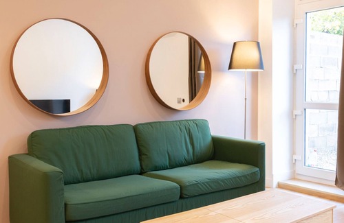 Jarny Apartamento | The 4* "Emerald Green" apartment