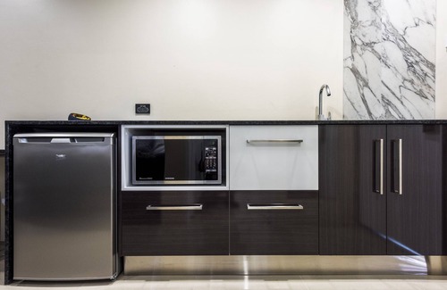 Grafton Hotel | The Abbey Motor Inn