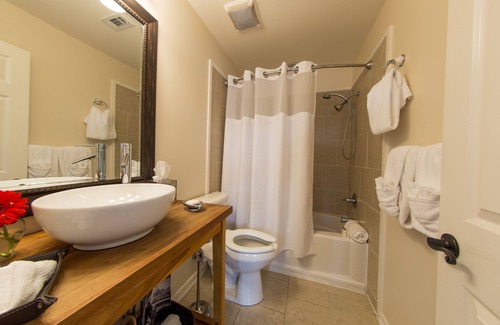 Gulfport Hotel | The Almanett Hotel