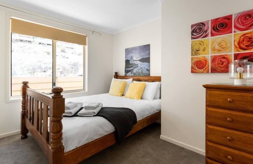 Hallett Cove Casa | The amazing Sea View Holiday Home - Hallett Cove