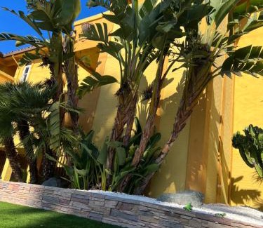 Westside Santa Cruz Hotel | The Aqua Pacific Hotel