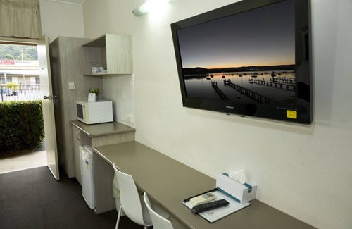 West Gosford Hotel | The Ashwood Motel