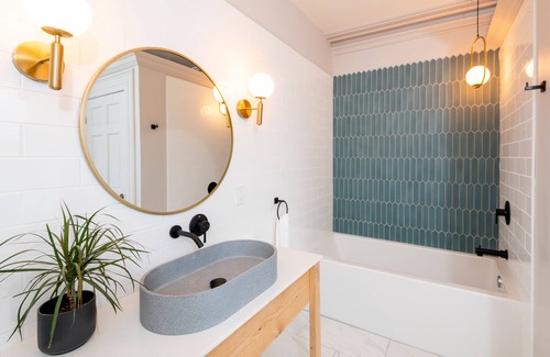 Windsor Hotel | The August House