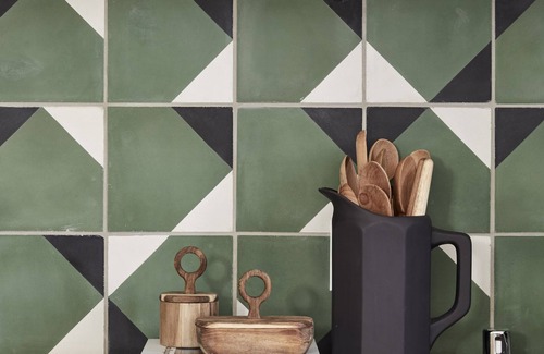 Northeast Santa Fe Apartamento | The Avery - A must see studio with King bed, full Kitchen, 2 blocks from Plaza