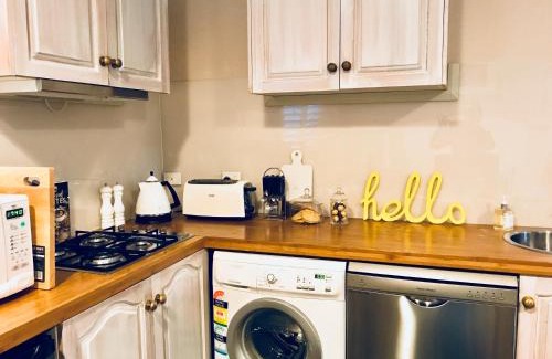 Armidale Casa | The Bakers Cottage