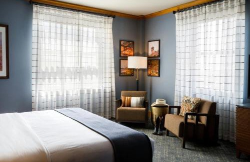 Amarillo Hotel | The Barfield, Autograph Collection