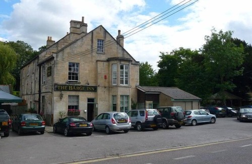 Bradford-on-Avon Hotel | The Barge Inn