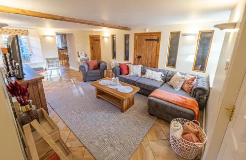 Elgin Casa | The Barley Mill