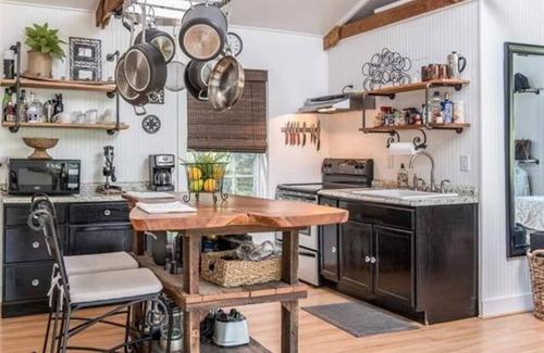 Hendersonville Casa | El granero en Slick Rock