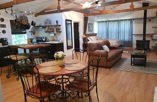 Hendersonville Casa | El granero en Slick Rock