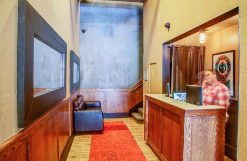 Union Square Hotel | The Bartlett Hotel and Guesthouse