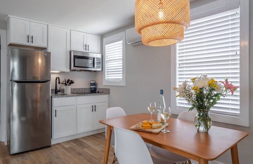 Yaupon Beach Hotel | The Beach House Motel & Suites