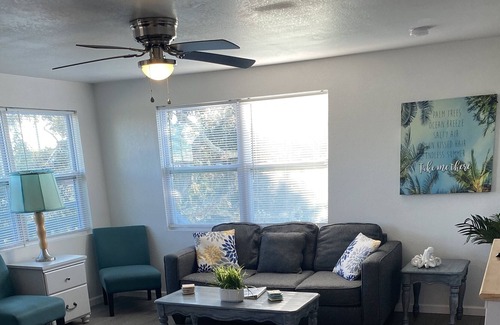 Smith's Memento Apartamento | THE BEACH SUITE ALL TO YOURSELF - UNIQUE, BEAUTIFUL & CLEAN!