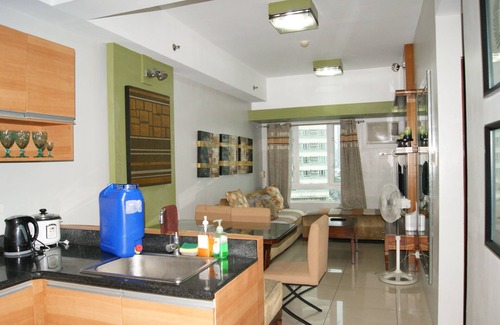 Legazpi Village Complejo | The Beacon Makati