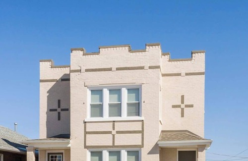 Joliet Apartamento | *The Belltower Haven*Large*Family Friendly*Wi-Fi