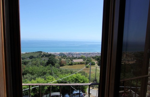 Roseto degli Abruzzi Apartamento | The Belvedere-ancient watchtower from Saracen raids.