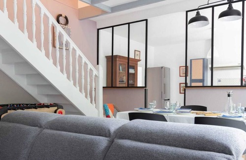 Combrit Casa | THE BIG HOUSE