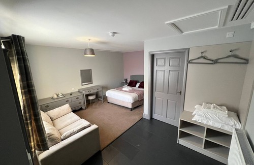 Blyton Hotel | The Black Horse Inn