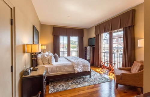 Anderson Hotel | The Bleckley Inn