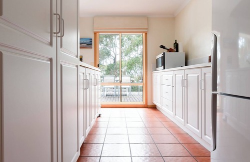 Binalong Bay Casa | The Blue Bush Shack in Binalong Bay