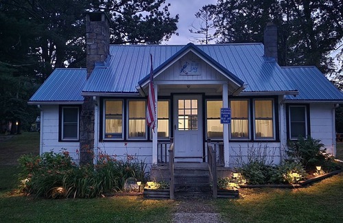 Canadohta Lake Casa | Hermosa casa en el lago Canadohta con propiedad privada frente al lago incluida