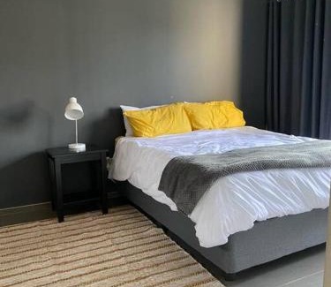 Menlo Park Apartamento | The Blues