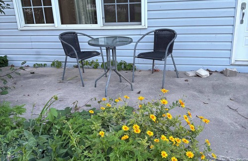 Mooretown Casa | The Bluewater House