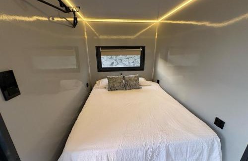 El Puerto de Santa María Alquiler De Eote | The Boathouse Company - Casa flotante experience - Real Club Náutico, El Puerto de Santa María