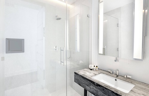 East Williamsburg Hotel | The Bogart by LuxUrban, Trademark Collection by Wyndham