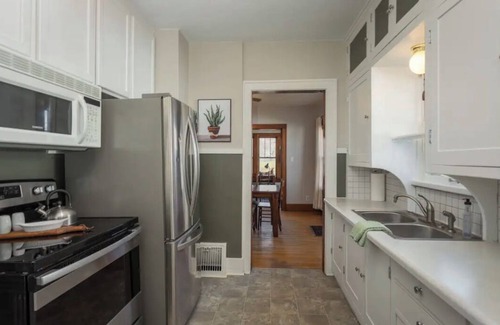 Alexandria Casa | The Boho Bungalow! Downtown Alexandria