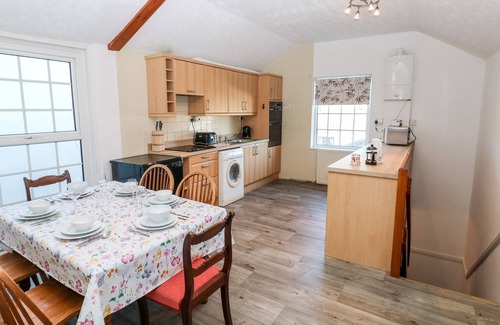 Mumbles Cabaña | THE BOOKSHELF, pet friendly, character holiday cottage in Mumbles