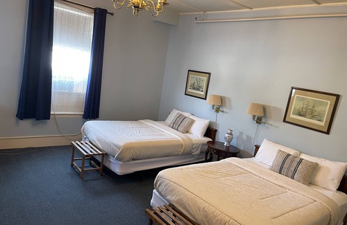 Brandon Hotel | The Brandon Inn - Double Queen