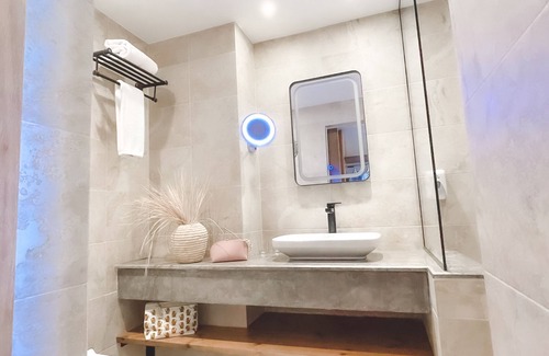 Soma Bay Hotel | The Breakers Diving & Surfing Lodge