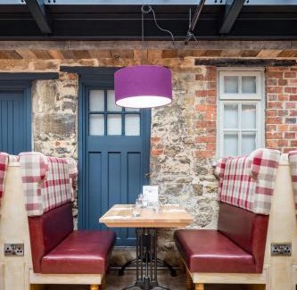 Olney Cama Y Desayuno | The Bull Hotel