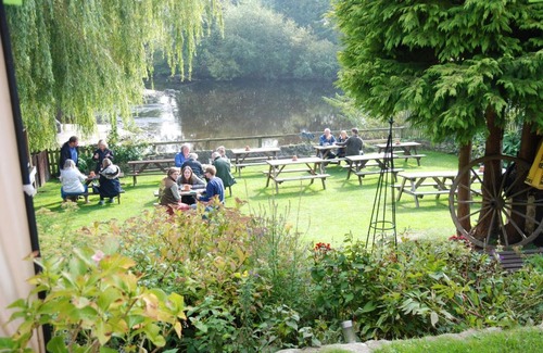 West Tanfield Hotel | The Bull Inn West Tanfield