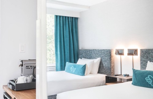 Downtown Vancouver Hotel | The Burrard
