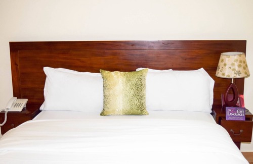 Monrovia Hotel | The Cape Hotel