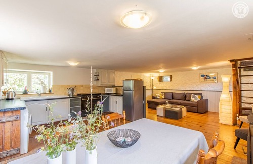 Issy-l'Eveque Casa | The Cellar - ISSY L'EVEQUE