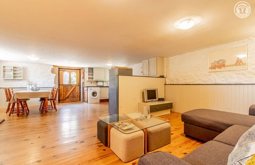 Issy-l'Eveque Casa | The Cellar - ISSY L'EVEQUE