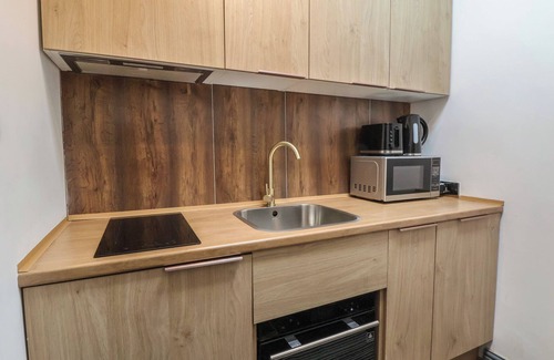 Chester Cabaña | The Cloud Apartment 1